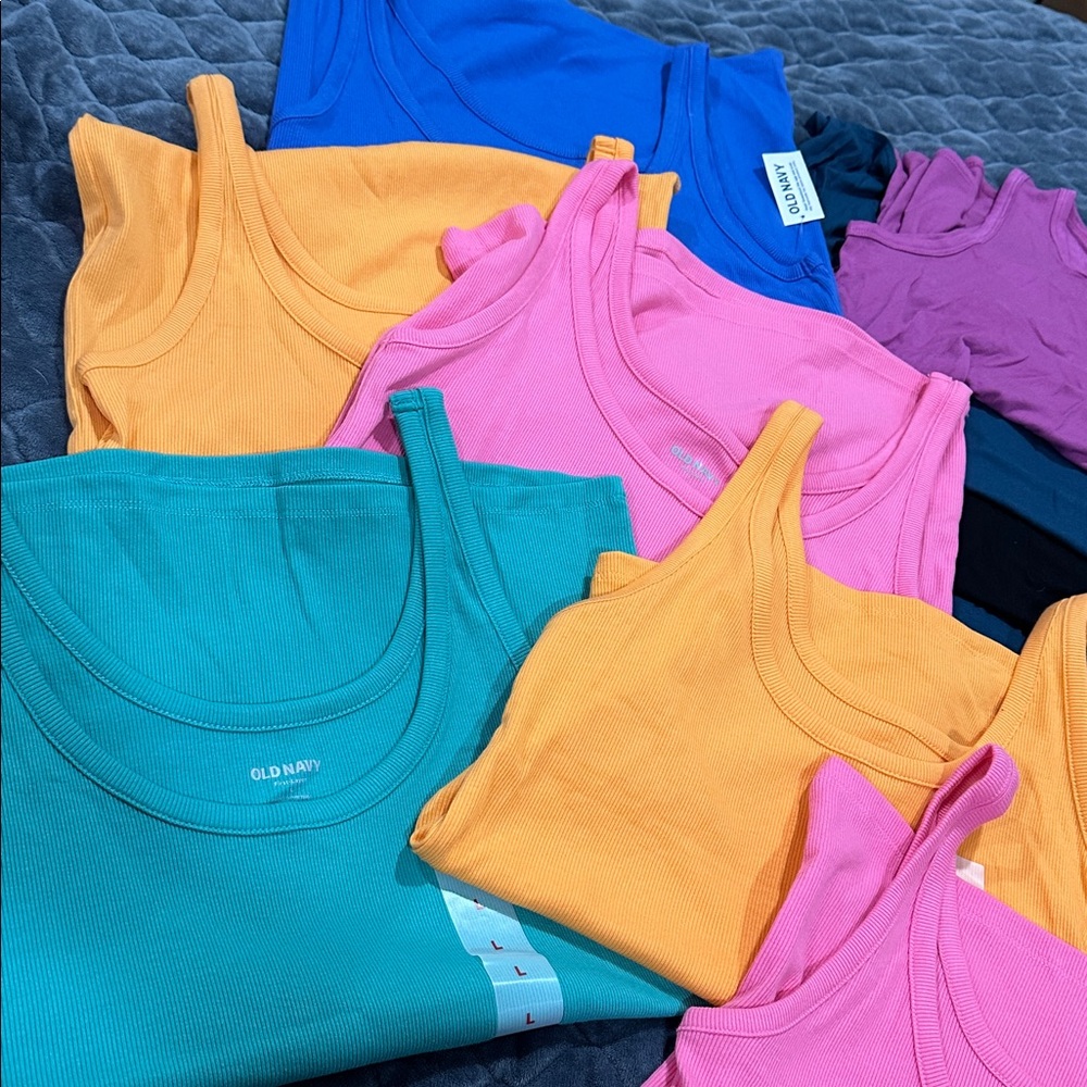 NWT Lot of 10 Old Navy Tanks Sz S - Picture 2 of 7